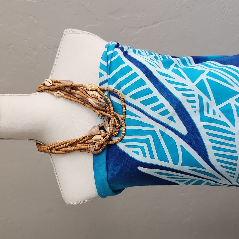 Beautiful Caribbean Shell Necklace Dominica